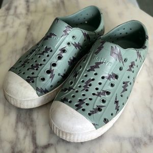 Native Lightening Bolt Jefferson Slip-On Sneakers⚡️